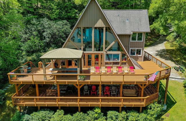 Cashiers, Lake Glenville, 3 Acres 500ft Private Beach & Dock, sleeps14,Mt View