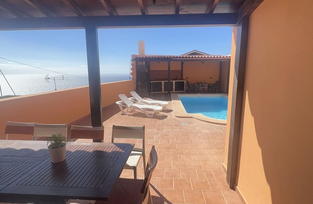 Casita con Piscina y Zona de Barbacoa