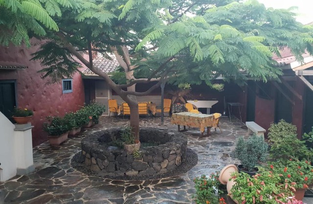 Casita del Medianero