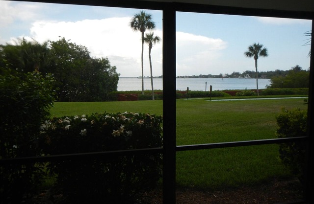 Castel Del Mare Condo steps to Siesta Key!