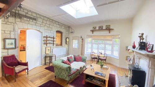 Castle Coach House