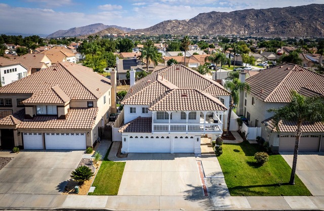 Castle in Moreno Valley Ranch BRM
