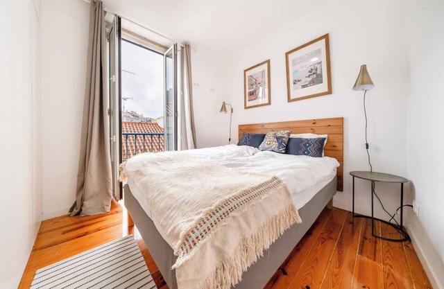 Castle-View Penthouse Duplex in Lisbon