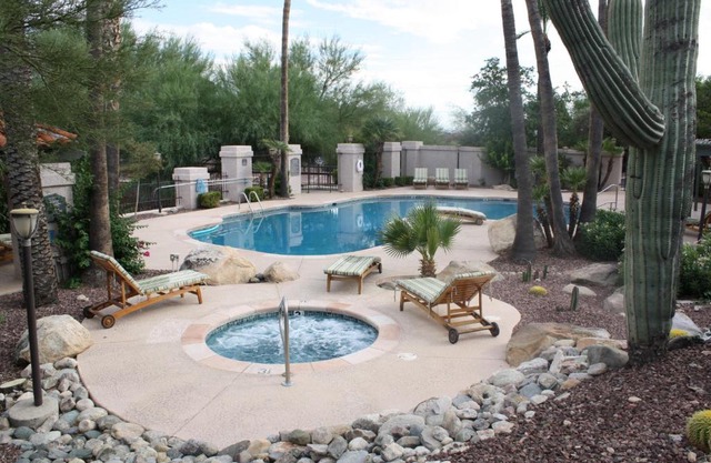 Catalina Condo @ LaEncantada - Tucson AZ