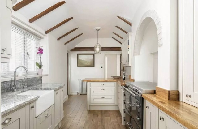 Cathedral House, Salisbury