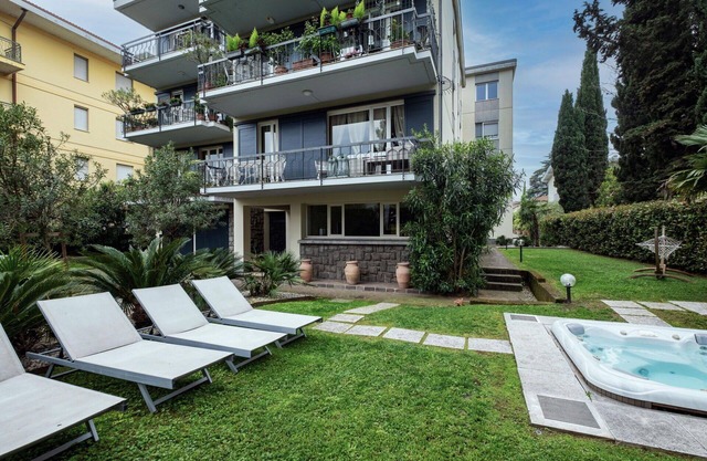 Catullo 18 Apartment, Lago di Garda, Jacuzzi