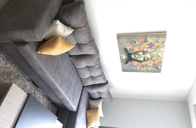 Causy, fully furnished and equipped 1 bed room apartment in a private marina