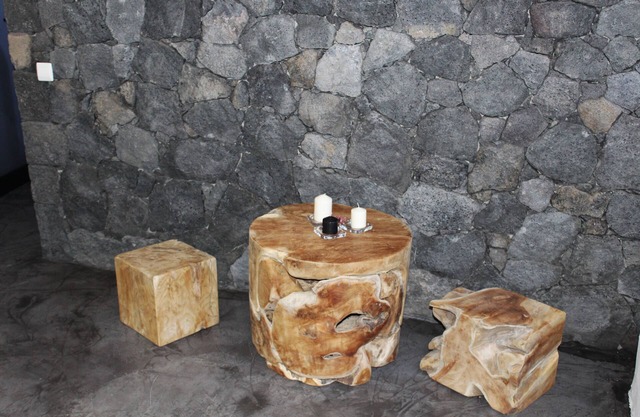 Cave Room (ex-tank) with volcanic rock