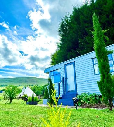 CAYORETREAT STATIC CARAVAN