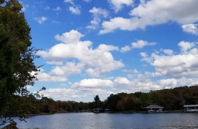Cedar Creek Lake-Paddleboards-Kayaks-Sunsets