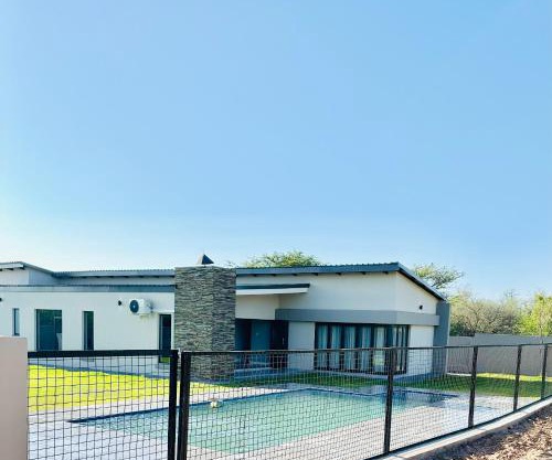 CELONIA VILLA Euphoria 442