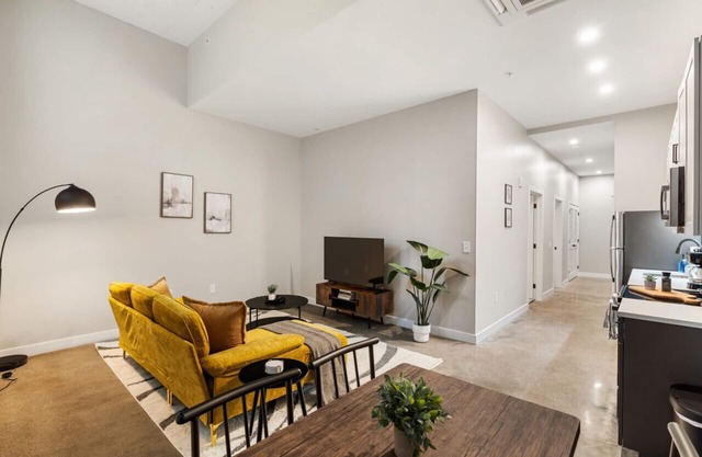Central 1 Bedroom by Fountain Sq. & Carew Tower