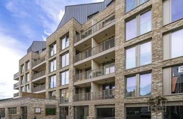 Central 3 bedroom Apt/en-suite with a View.