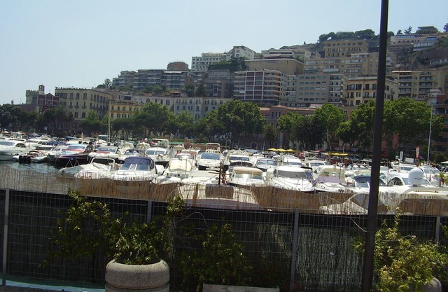 Central Apartment 100 m from the sea "MERGELLINA"