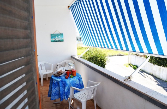 Central Apartment “Casa vacanza vicino spiaggia-LL23” with Balcony