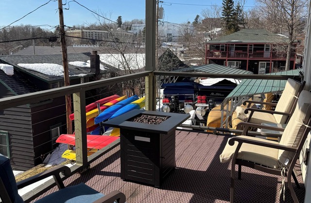 Central Lake Placid Mountain Views