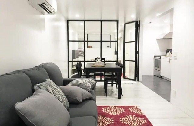 Central Location Brooklyn Stay at Rem-Casa