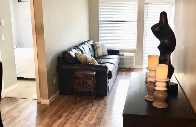 Central Location Tastefully Furnished available for monthly rentals