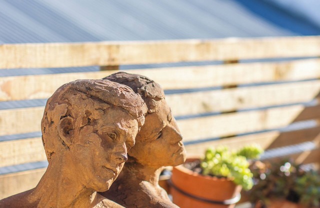 Central Luxury Loft with Fireplace and Jacuzzi