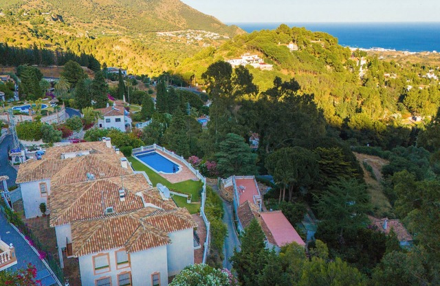 Central Mijas Pueblo with pool & beautiful seaviews