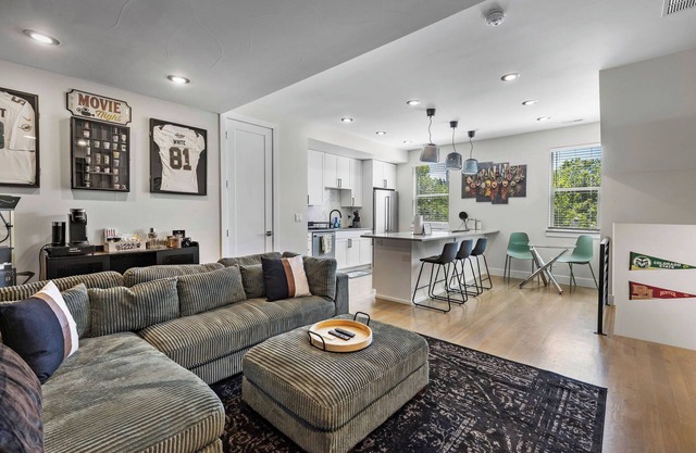 Central Modern Denver Townhome w Private Rooftop Near DU