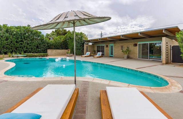 Central Scottsdale Modern Midcentury Frank Lloyd Wright Inspired with Pool