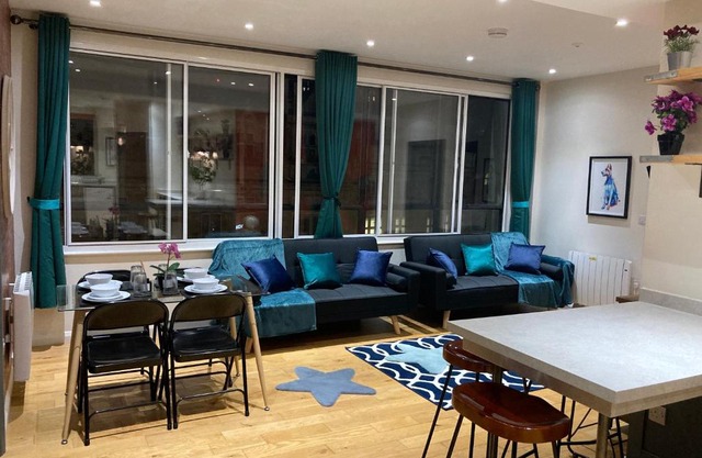 Central Sheffield 3BED 3BATH V Pent-Apartment