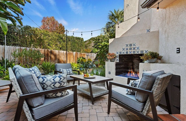 Central to adventures in the Mesa, close to beach