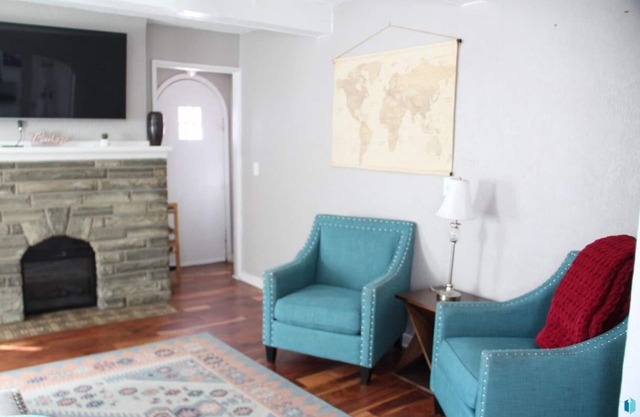 Centrally located spacious 5-bedroom house in Sioux Falls, near everything!