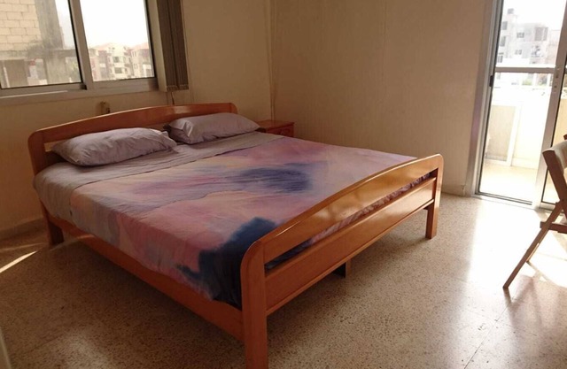 Centrally located unit in the heart of Jiyeh- Walk to Beach and shops