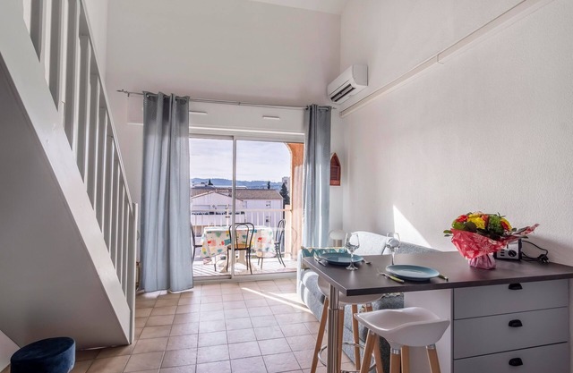 Chabine - One Bedroom Apartment, Sleeps 4