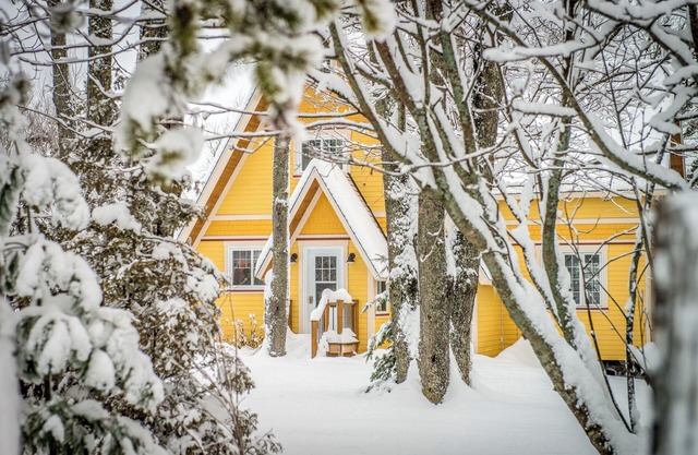 Chalet des Aurores /lakeside relaxation and spa