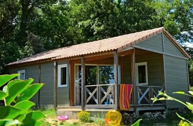Chalet 42m² (3 bedrooms) sleeps 7