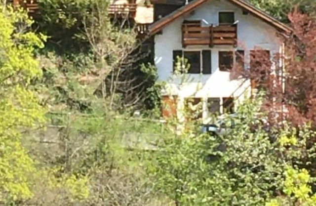 Chalet Atypique Avec Terrasse, Jardin