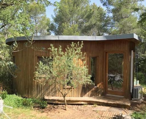 Chalet dans plusieurs hectares de nature