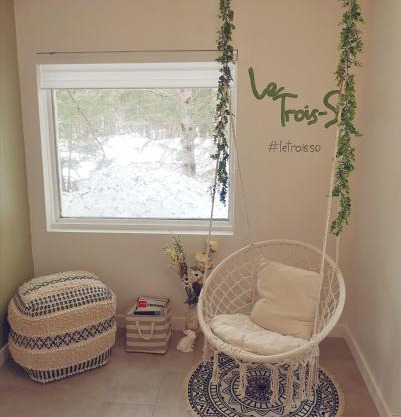 Chalet de 2 chambres, cour boisée, près d'un lac