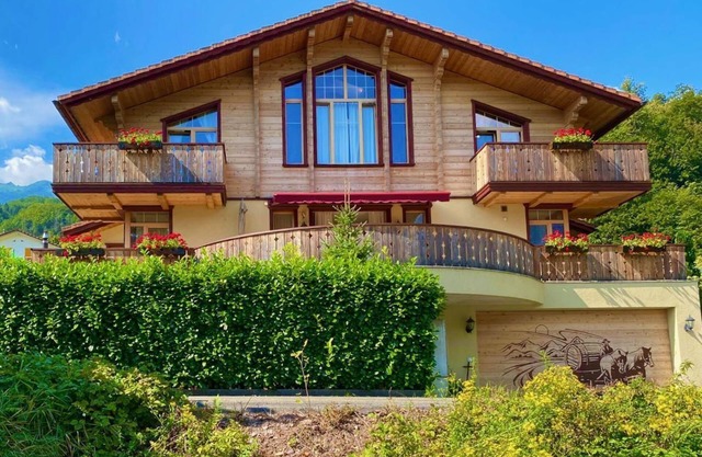 Chalet "Doodle's Chalet" with sauna