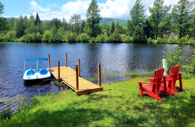 Chalet en Rondins de Bois Avec lac Privé