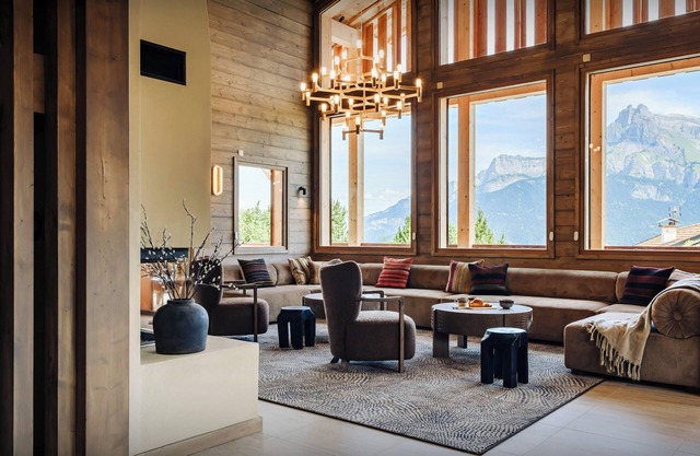 Chalet Galata -Luxury holidays for 12 with sauna and hot tub - OVO Network