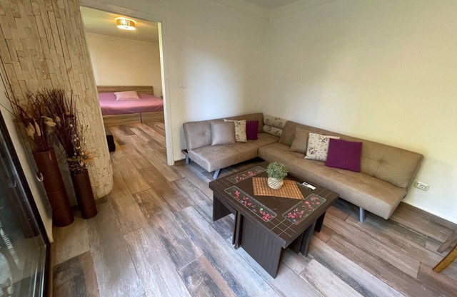 Chalet in Batroun, 1BR, gazon, 65sqm, parking, wifi
