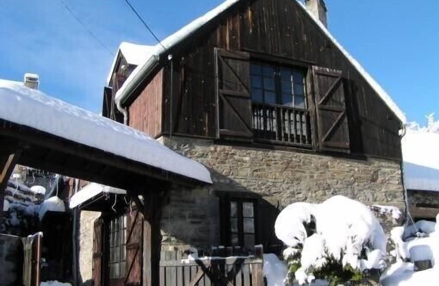 Chalet in Benque-sous Close Pistes Peyragudes Et Luchon