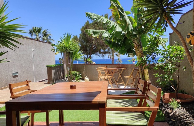 🙂CHALET IN FRONT OF THE OCEAN - BIG GARDEN - WIFI