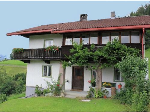 Chalet in Tyrol with Sauna and Ski Slopes