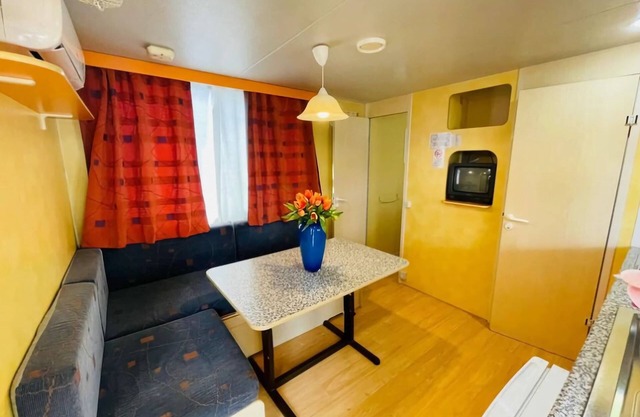 Chalet on Lake Trasimeno with Water Sports