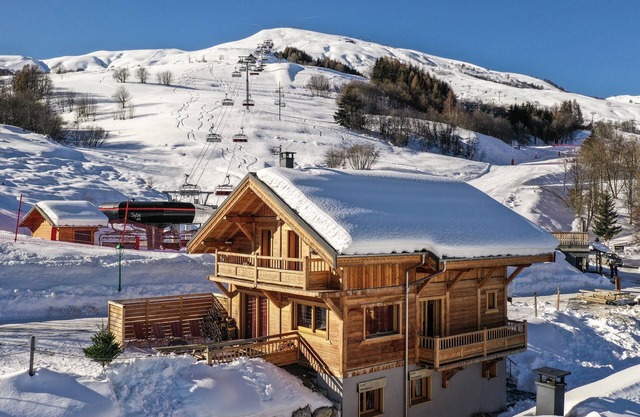 Chalet standing 4* face aux pistes 6chambres 5sdb : L'Etoile Filante