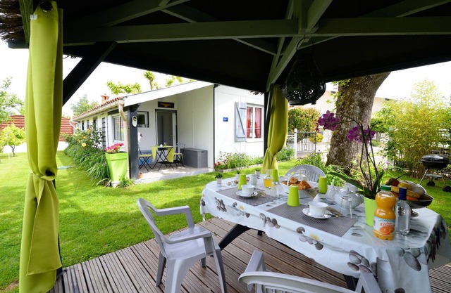 Chalet with garden 5 km from La Dune du Pilat and Arcachon Bay