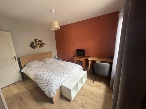 Chambre 11 m2 privée et calme à Muret chez l'habitant