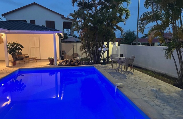 Chambre Studio Confort, Plein Centre, Accès Piscine, Idéal Pour Couple