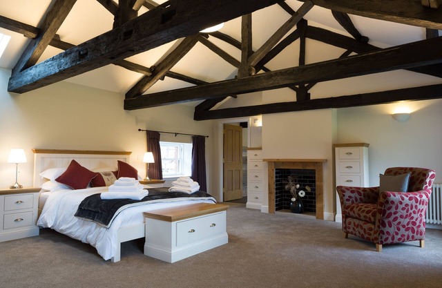 Characterful Couples Getaway in a Country Estate