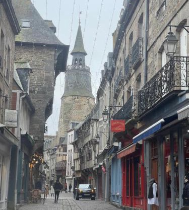 Charmant Appartement à Dinan